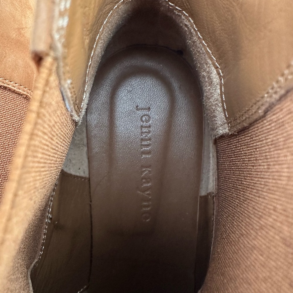 Jenni Kayne Oiled Leather Chelsea Boot - Picture 7 of 15